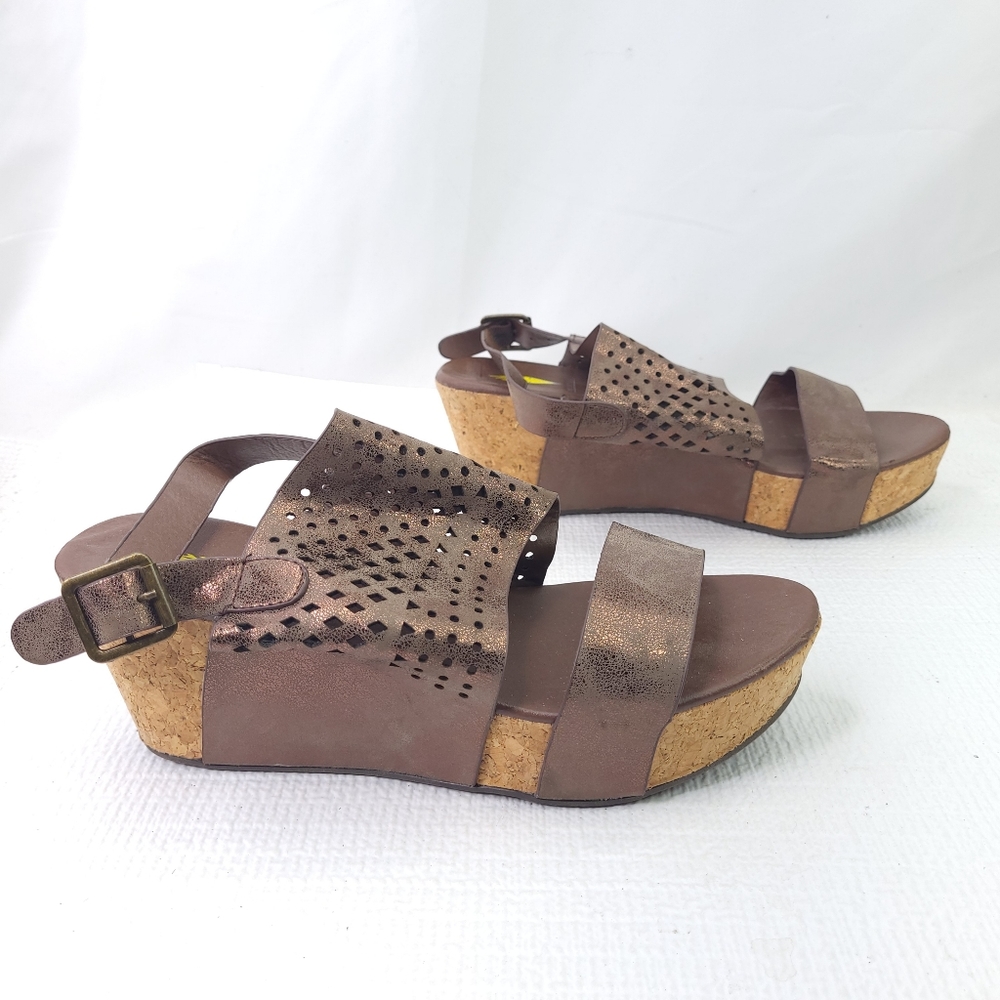 Volatile Bronze Platform Wedge Heel Open Toe Sandals Slip On Shoes Women Size 10